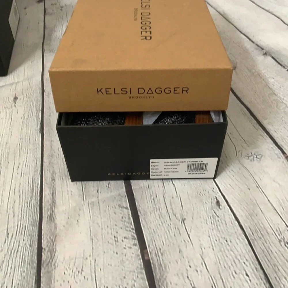 NWT KELSI DAGGER BROOKLYN
Stanton Loafer In Black - Picture 6 of 6